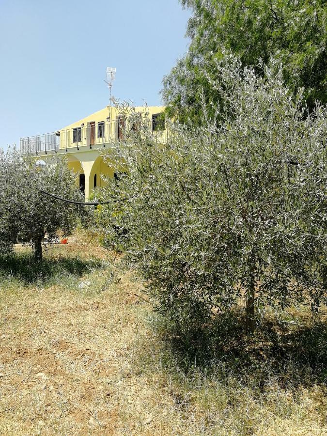 Villa Sole - Finaiti - Appartamento Per Turisti Floridia Luaran gambar