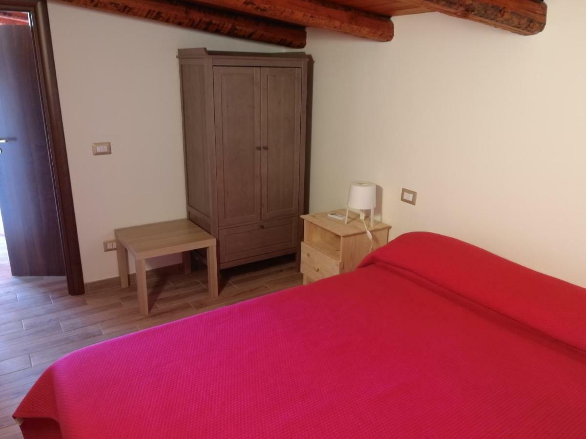 Villa Sole - Finaiti - Appartamento Per Turisti Floridia Luaran gambar